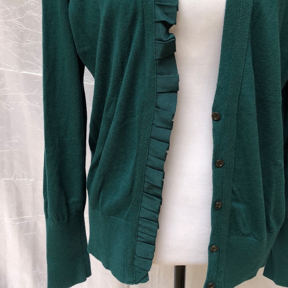 Loft| Ruffle front Cardigan| XL - Picture 4 of 7